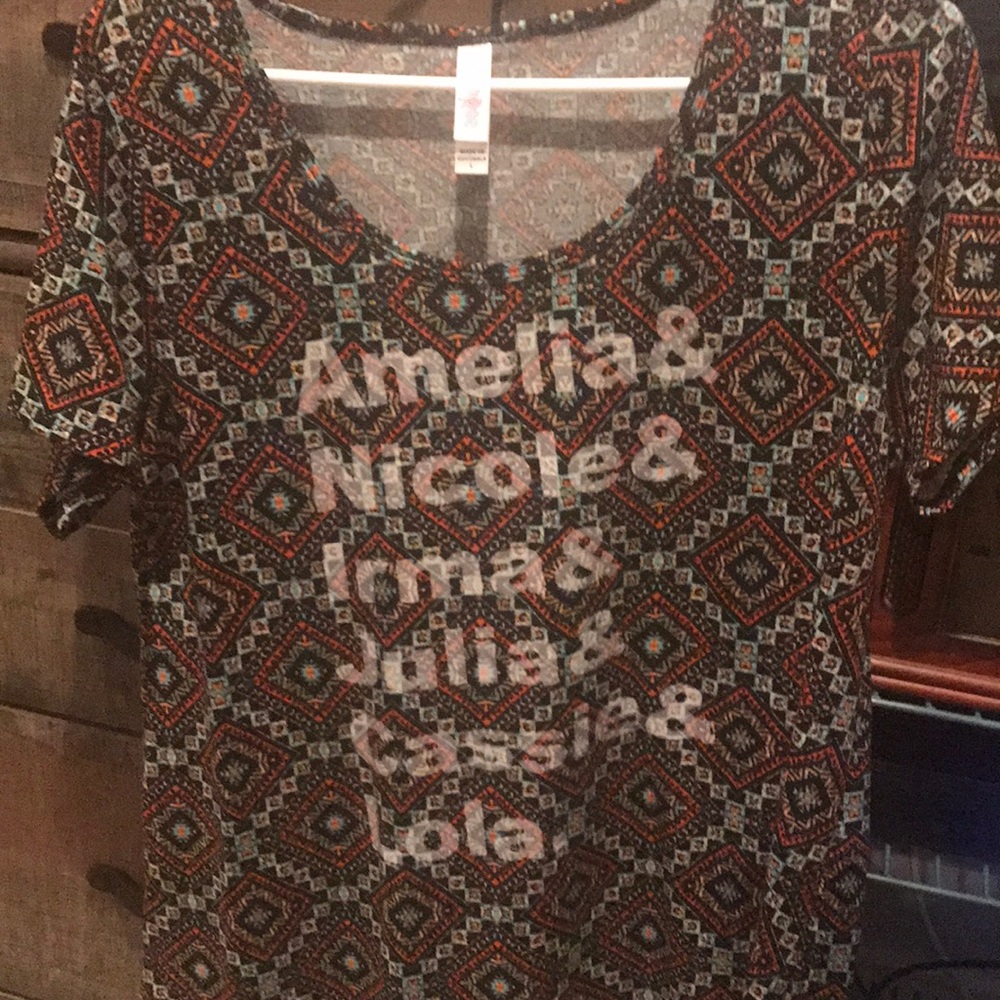 LuLaRoe Classic tee